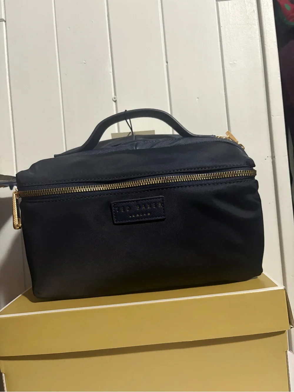 Ted baker Blue navy cosmetic case 10in x6in NWT MSRP $68 - Picture 2 of 7